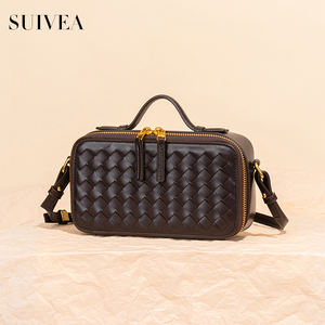 Bolsos de Mano para Mujer al por Mayor: Bolso Tipo Caja Tejido a Mano - Bolso de Mano Minimalista de Lujo, Bolso Bandolera de Un Solo Hombro - Product Image 4