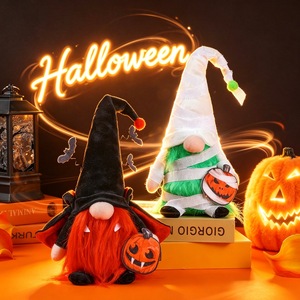 Décoration d'intérieur pour Halloween : Pendentif Gnome Sans Visage Adorable avec Deux Styles (Vampire et Momie) et Citrouille – Idéal pour Fêtes et Cadeaux - Product Image 1
