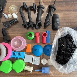 Fabricant de pièces en <span class=keywords><strong>caoutchouc</strong></span> silicone, NBR, <span class=keywords><strong>EPDM</strong></span>, FKM sur mesure, produits en <span class=keywords><strong>caoutchouc</strong></span> moulé haute performance pour toutes les applications - Product Image 4