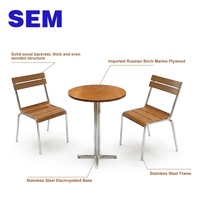 Ensemble de tables et chaises en bois de bouleau russe et contreplaqué marin, style minimaliste SEM, pour restaurant et café.