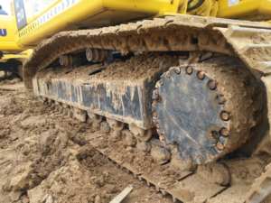 Excavadora usada Komatsu PC210 de 21 toneladas de buena calidad, con durabilidad para alto rendimiento, modelos PC 200, 220, 240. - Product Image 6