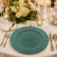 Assiettes de présentation jetables en PP de 13 pouces, personnalisables, non toxiques, écologiques, design solide, luxe, durables, 50 pièces pour hôtels