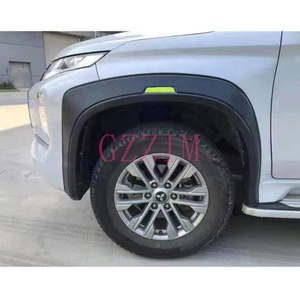 อะไหล่รถยนต์ คิ้วล้อรถยนต์ สำหรับมิตซูบิชิ ปาเจโร สปอร์ต ปี 2020 - Product Image 1