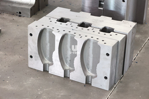 Moule en aluminium, prix usine, fabricant de bidons de 5 litres, extrusion plastique, bouteilles soufflées de <span class=keywords><strong>20L</strong></span> et 25L - Product Image 2