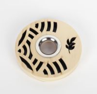 Fabricant ODM de diffuseurs de parfum en bois avec logo gravé au laser ou dessin, design créatif, couvercle en bois