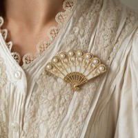 Spilla da bavero personalizzata in metallo smaltato rigido, stile vittoriano vintage con pizzo a ventaglio, per gioielli da sposa e regali - Vendita all'ingrosso