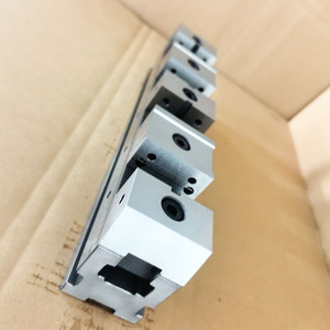 Étau de centrage rapide CNC réglable multi-rails, étau combiné parallèle pour machine CNC - Product Image 2
