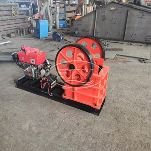 PE 250X400 Động Cơ Diesel Vàng Quặng Đá Máy Nghiền Hàm Với Sông Nhỏ Gọn Quarry Cứng Granite Mini Đá Vụn Nhỏ Sỏi 20 Tấn/Hr - Product Image 3