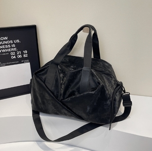 Sac de sport en velours Haoxuan pour hommes et femmes, sac de voyage grande capacité à fermeture éclair pour activités sportives en extérieur et courts trajets, avec compartiment intérieur - Product Image 2