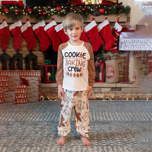 ملابس عيد الميلاد الجديدة عيد الميلاد الغزلان المطبوعة بيجامات الأسرة مطابقة عيد الميلاد منامة مجموعات مع الشعار الأمامي للربيع - Product Image 2