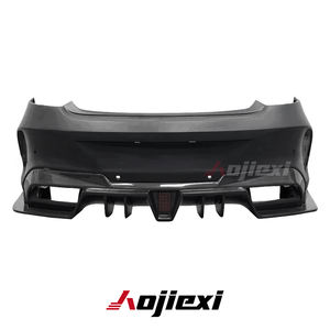 Parachoques trasero de fibra de carbono estilo IMP para Merceder Benz W205 <span class=keywords><strong>AMG</strong></span> C43 <span class=keywords><strong>C63s</strong></span> <span class=keywords><strong>Coupe</strong></span> 2015-2021 Kit de cuerpo de difusor de parachoques trasero de carbono - Product Image 2