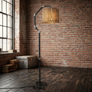 Lampe de sol industrielle avec abat-jour en bois, hauteur réglable, base en fer, design cylindrique brun, usage résidentiel - Product Image 3