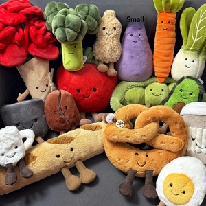 En stock : Poupées en peluche Jellycat Alternative Fruit Cake and Food en matériau PP, porte-clés et breloques de sac mignons - Product Image 2