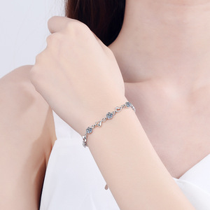 Venta al por mayor S925 plata verde moissanita pulsera D Color Vvs 3,5 quilates moissanita pulseras ajustables para las mujeres - Product Image 5