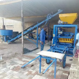 Petite usine industrielle pour gagner beaucoup d'argent QT4-24 machines de fabrication de briques en blocs béton Kenya