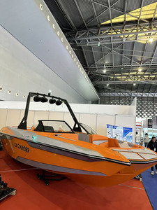 Bote <span class=keywords><strong>de</strong></span> Wakeboard Naranja <span class=keywords><strong>de</strong></span> 22 pies (4.8m) LX, Bote <span class=keywords><strong>de</strong></span> Lujo <span class=keywords><strong>para</strong></span> 4 Pasajeros <span class=keywords><strong>para</strong></span> Deportes Acuáticos - Product Image 3