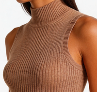 Débardeur en maille à col montant pour femme, kaki, côtelé verticalement, sans manches, coupe ajustée, extensible, couleur unie, gilet en maille, haut décontracté basique pour superposition
