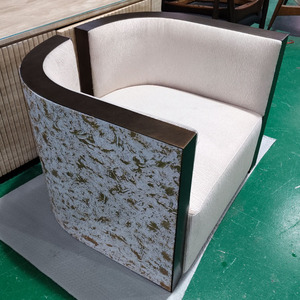 Moderna Poltrona di Lusso Bianca con Struttura in Acciaio Inossidabile e Schienale Artistico Laccato, Supporto per Disegni CAD VIP - Product Image 6