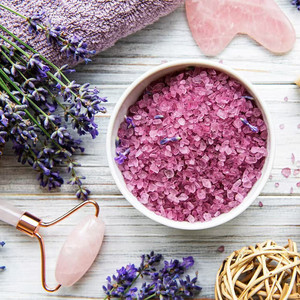 Vente en gros d'usine OEM Sels d'Epsom pour bain de pieds Sels de bain aromatiques et naturels avec fleurs Emballage pour <span class=keywords><strong>sel</strong></span> de bain de <span class=keywords><strong>la</strong></span> mer morte - Product Image 3