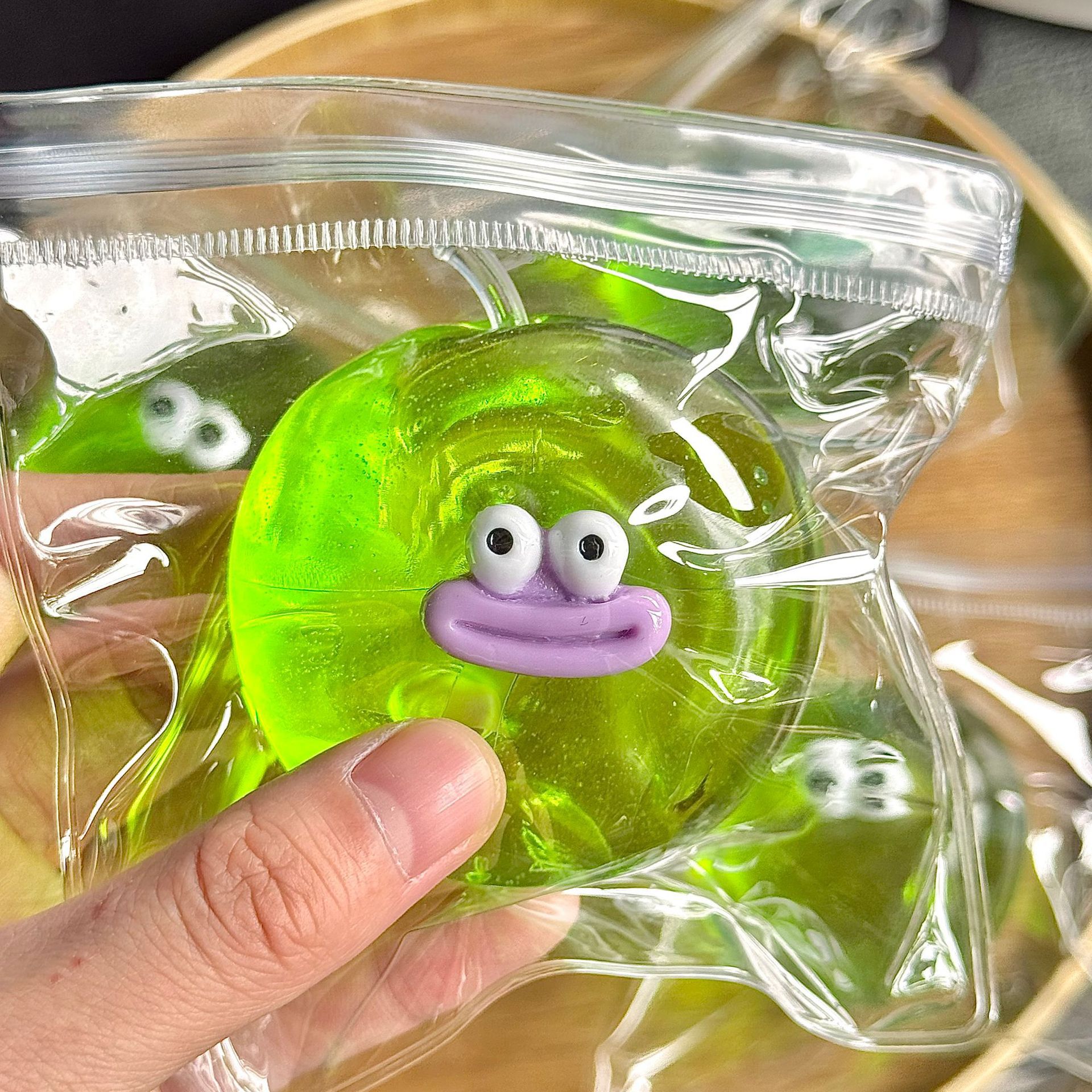 20473-แอปเปิ้ลเขียวปากกว้าง