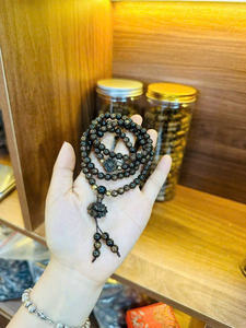 Bracelet de perles d'oud du Vietnam à prix abordable, fabriqué à partir de bois d'agar, perles de prière de haute qualité en bois d'agar naturel - Product Image 3