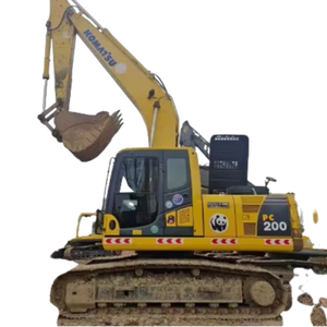 Excavatrice Komatsu PC200 d'occasion, modèle 2020, poids opérationnel de 12,5 tonnes, composants essentiels inclus, rapport fourni, à bon prix - Product Image 1