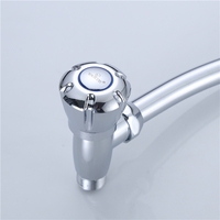 Robinet d'eau froide contemporain avec corps en alliage de zinc, poignée en plastique, cartouche entièrement en laiton, tuyau en acier inoxydable et capteur sans contact