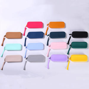 Nueva Bolsa de Almacenamiento de Silicona con Cierre, Cuadrada, Moderna, Mini Power Bank, Funda para Teléfono Móvil, Ecológica, para Viajes, Cosméticos y Artículos de Aseo - Product Image 2