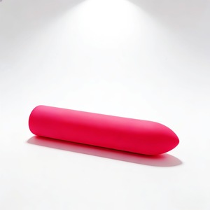 ของเล่นกระตุ้นอารมณ์สำหรับผู้ใหญ่แบบกันน้ำ รุ่น Love Egg Rechargeable Bullet สีแดง ทำจากยางนิ่ม - Product Image 2