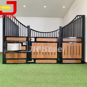 Rumah Warung Pintu Stabil Kuda Luar Ruangan Kayu, Desain Sederhana Ekonomis dengan Atap - Product Image 5