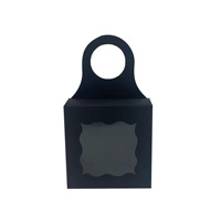 Carpeta de cartón corrugado kraft hecha a mano personalizada con ventana de PVC para botellas de vino, velas, joyas y recuerdos, impresión a cuatro colores UV