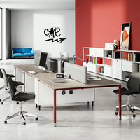 Espace de travail ouvert moderne pour 6 personnes avec pieds en aluminium Bureaux de bureau