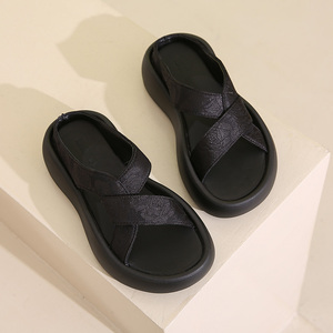 Sandales d'été pour femmes au design innovant, tendance et polyvalentes pour l'extérieur, sandales d'extérieur pour femmes - Product Image 4