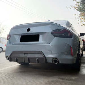 Alerón trasero estilo MP para BMW Serie 2 Coupé G42 M Sport 2022, acabado mate con textura de fibra de carbono en negro piano. - Product Image 2