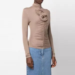欧迪娜2023秋季新款女士高领上衣长袖修身前褶设计3D花女t恤