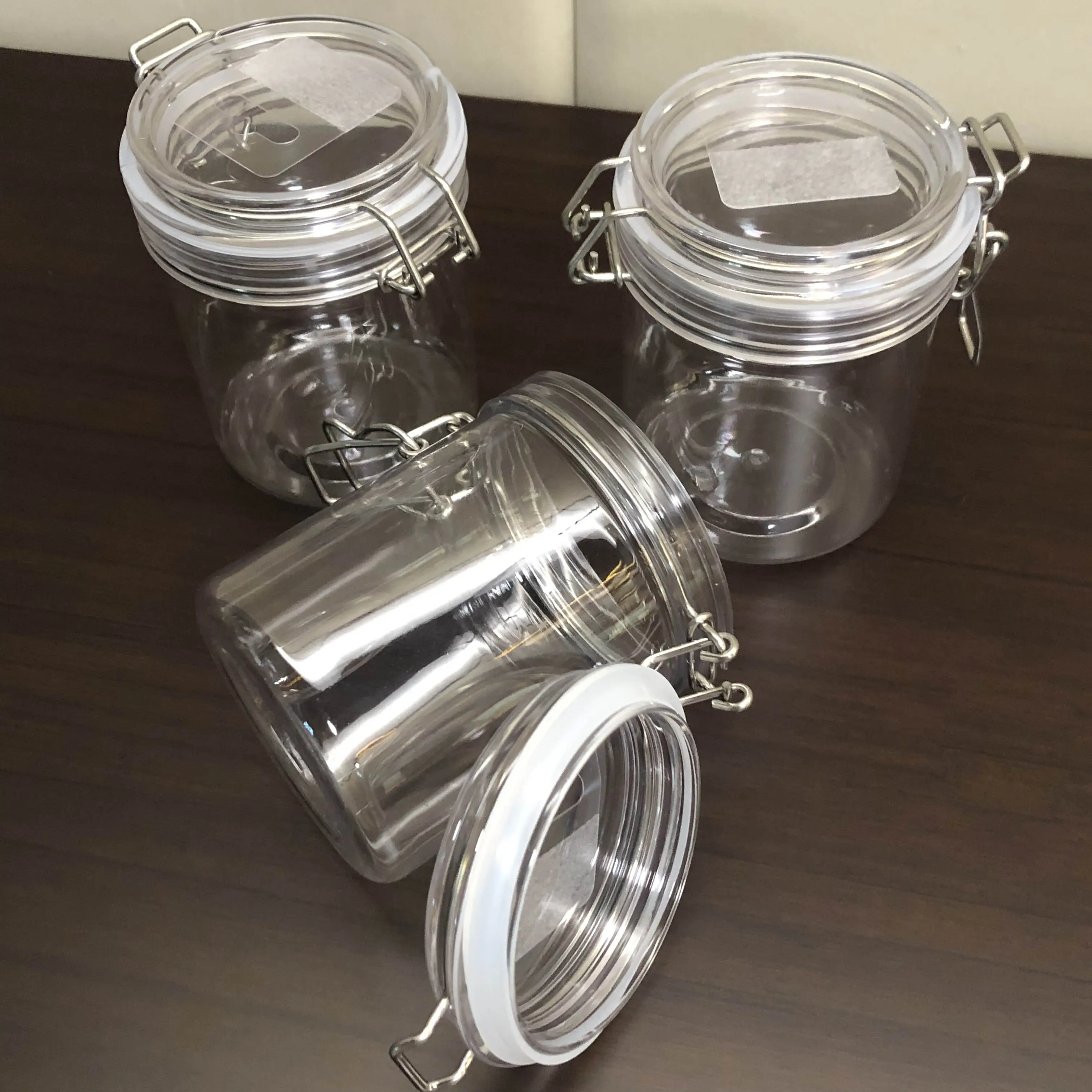 Pet Plastic Candy Jar mit luftdichtem Deckel zur Aufbewahrung Bee Nut Flower Tea leeres Glas mit luftdichtem Verschluss klemm deckel