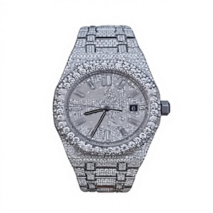 Montre pour homme de luxe en acier inoxydable et moissanite avec boîtier rond et fermoir de bracelet, résistante à l'eau 10 bars - Product Image 1