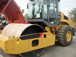 รถบดถนนแบบดรัมเดี่ยวรุ่น XS143J ลดราคาพิเศษในแอลจีเรีย - Product Image 2