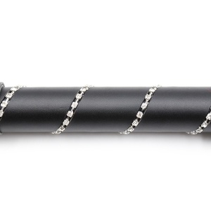 OEM High Quality Soft Leather Flogger for Male Sex Bdsm Bondage Gear with Metal Tassels Sex Spanking <strong>Whip</strong> <strong>Stock</strong> Included - Product Image 5