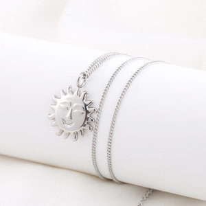 Collar con Colgante de Sol de Dibujos Animados, Acero Inoxidable, Joyería Minimalista de Moda, Regalo - Product Image 4