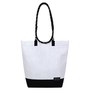 Sac fourre-tout en papier Tyvek Dupont personnalisé, écologique, résistant aux déchirures, imperméable, argenté avec poignées - Product Image 1