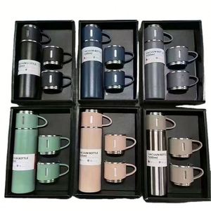 Ensemble cadeau de bouteilles d'eau isothermes en acier inoxydable à prix de gros - 500 ml avec 3 couvercles de tasse, thermiques, écologiques - Product Image 3