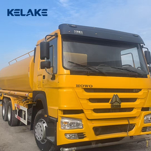 Camión Cisterna de Agua Pesado 6x4 de 20m³ para Exportación, Carro de Riego, Camión Cisterna con Aspersor, Precio - Product Image 1