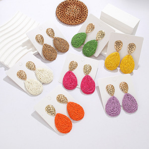 Nouvelles boucles d'oreilles en forme de goutte d'eau accessoires en raphia été décontracté vacances Style femmes pendentifs d'oreille - Product Image 1
