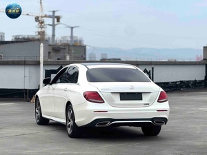 Voiture de sport de luxe d'occasion 200l à bas prix, émissions faibles, répond aux normes environnementales strictes. Faible kilométrage - Product Image 4