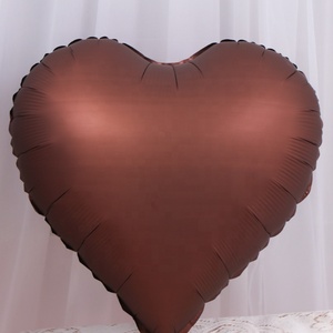 Palloncino a Forma di Cuore da 18 Pollici per Decorazioni di San Valentino e Matrimoni - Product Image 4