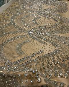 Tissu brodé de luxe avec des perles de cristal, dentelle haut de gamme pour robe de mariée, robe de soirée, vêtements de couture, textile - Product Image 3