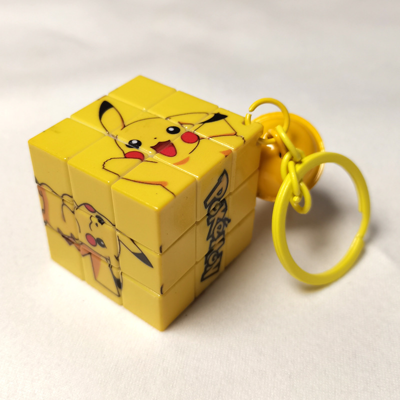 Pikachu de color sólido