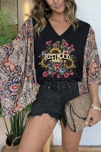 <span class=keywords><strong>T</strong></span>-<span class=keywords><strong>shirt</strong></span> Bohème à <span class=keywords><strong>Imprimé</strong></span> Floral et Patchwork Col V pour <span class=keywords><strong>Femme</strong></span>, Manches Chauve-Souris Graphiques Vintage, Coupe Ample Décontractée d'É<span class=keywords><strong>t</strong></span>é, Style Bohème - Product Image 6