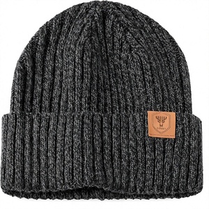 Gorros de Punto Personalizados al por Mayor para Invierno, 100% Acrílico, con Logotipo Personalizado Impreso en Serigrafía, Diseño en Relieve, Unisex, con Borde Reforzado - Product Image 1